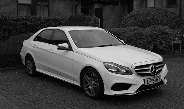 Mercedes E-Class photo